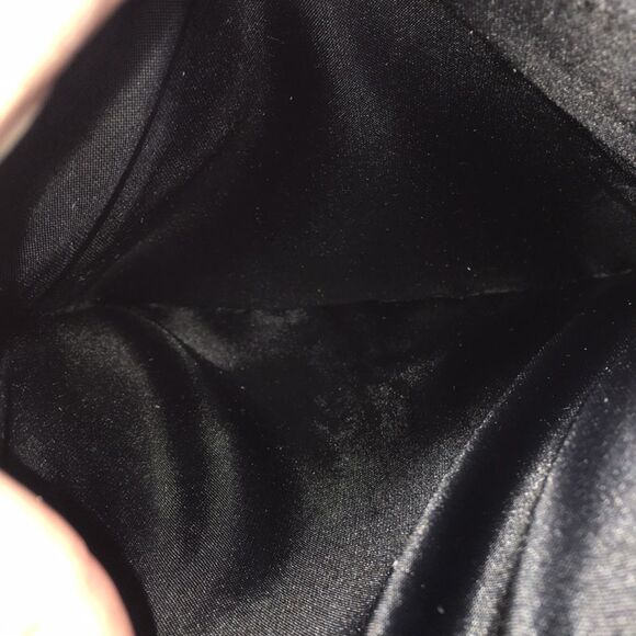 Disney's D-Tech Collection Minnie & Mickey Mouse Iconic Print Tablet Case - Picture 9 of 12